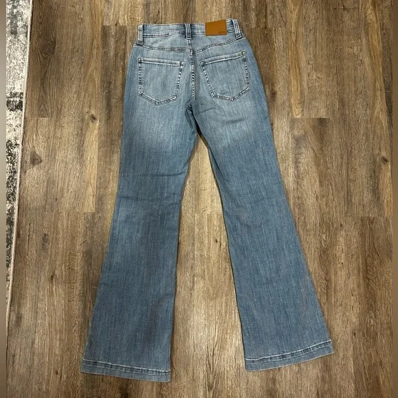 Aeropostale Light Blue High Waisted Flare Jeans Women’s 00 - Picture 4 of 7